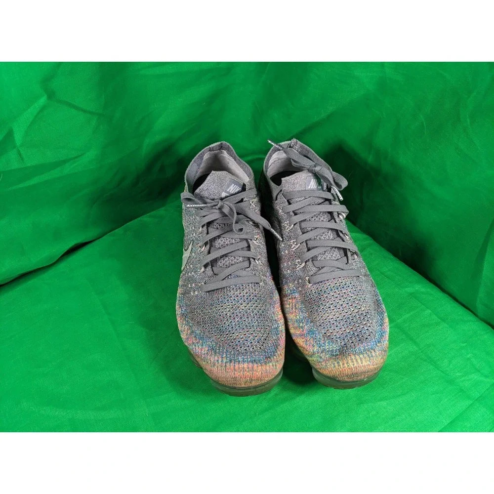 Nike Air VaporMax Silver Grey Athletic Sneakers Mens Size 9 849558-019 - Picture 2 of 10
